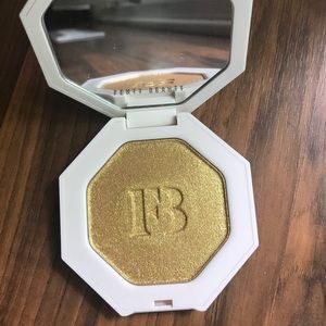 Fenty Killawatt Highlighter Trophy Wife